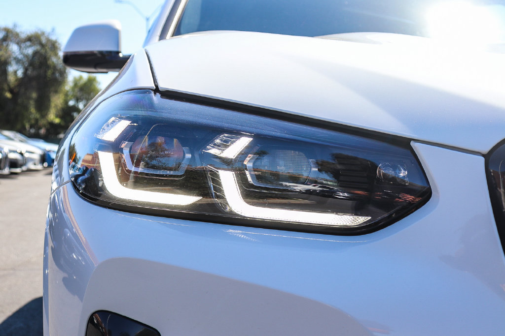 Used 2024 BMW X3 sDrive30i w/ M Sport Package RWD image 10