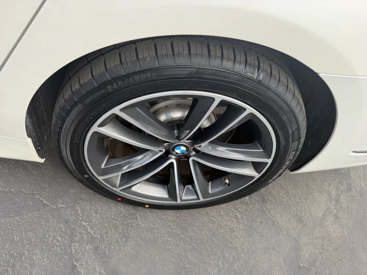 Used 2020 BMW 750i xDrive w/ Autobahn Package AWD/4WD image 35