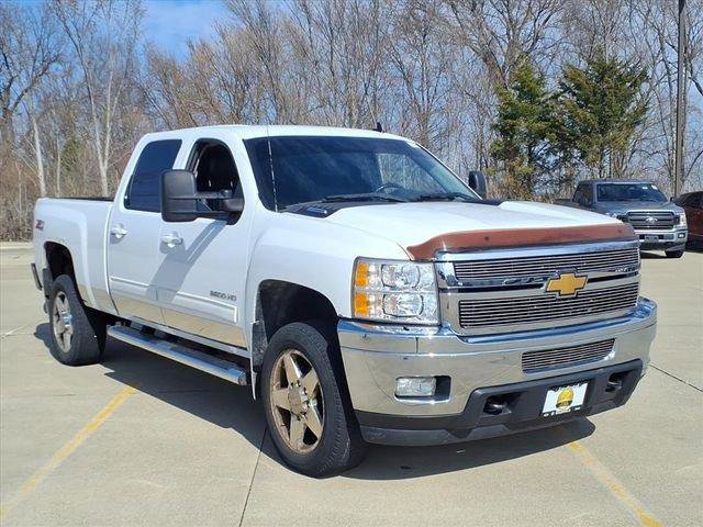 Used 2013 Chevrolet Silverado 2500 LTZ w/ LTZ Plus Package image 6