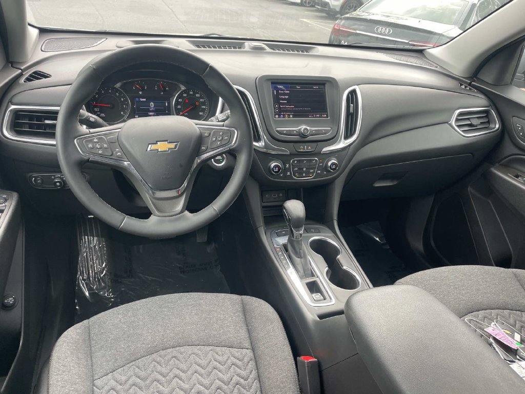 Used 2024 Chevrolet Equinox LT AWD/4WD image 14