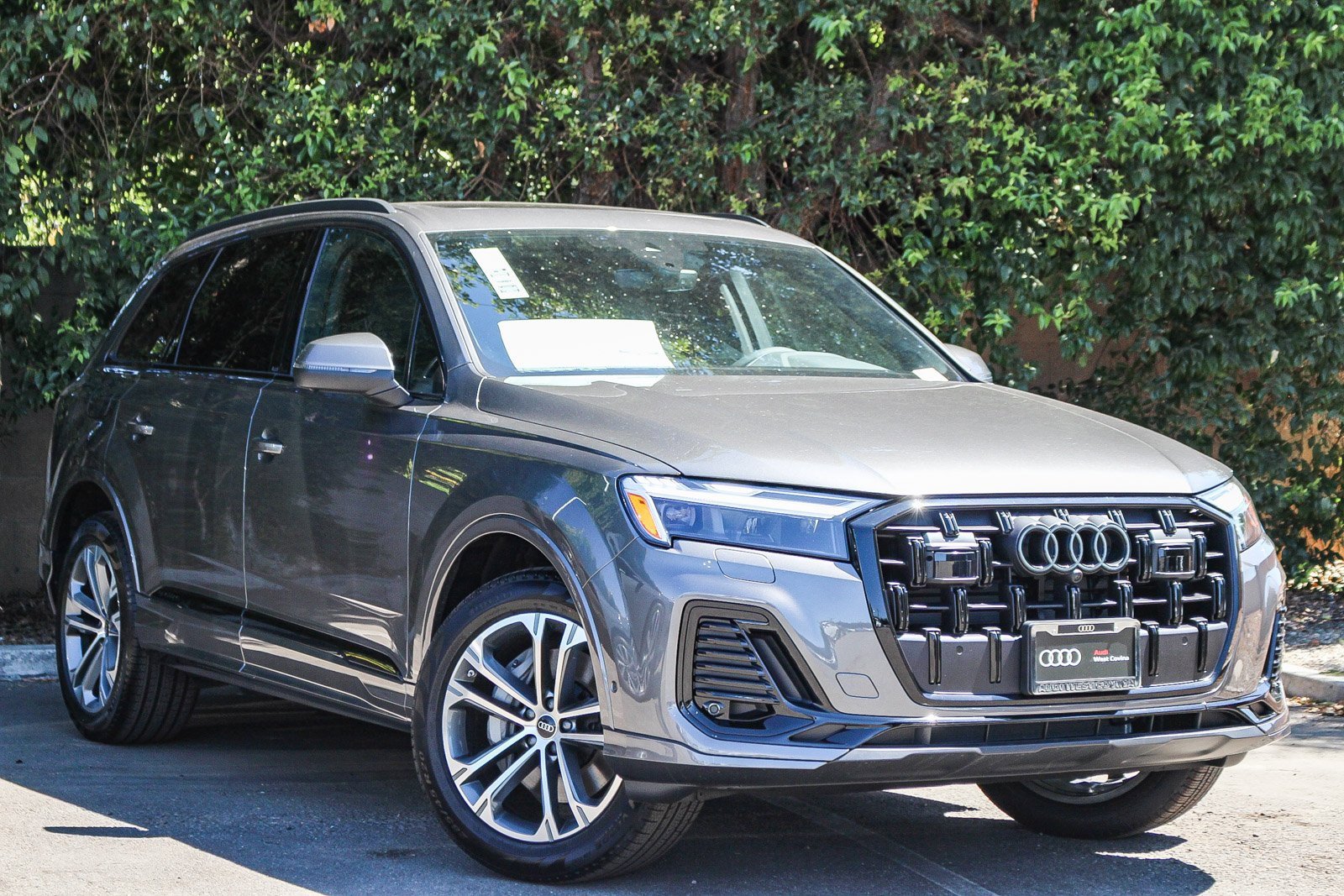 New 2025 Audi Q7 2.0T Premium