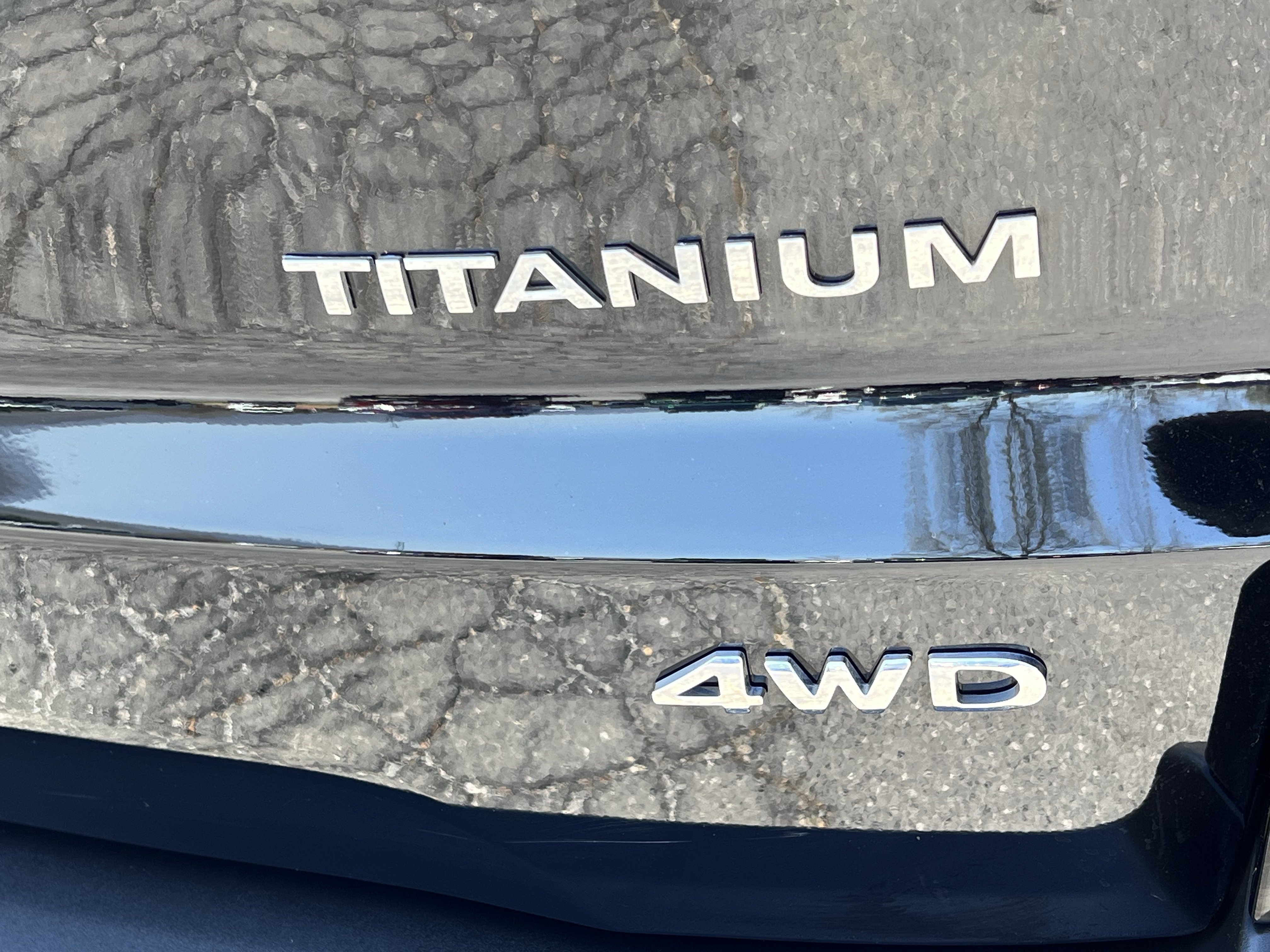 Used 2022 Ford EcoSport Titanium AWD/4WD image 11