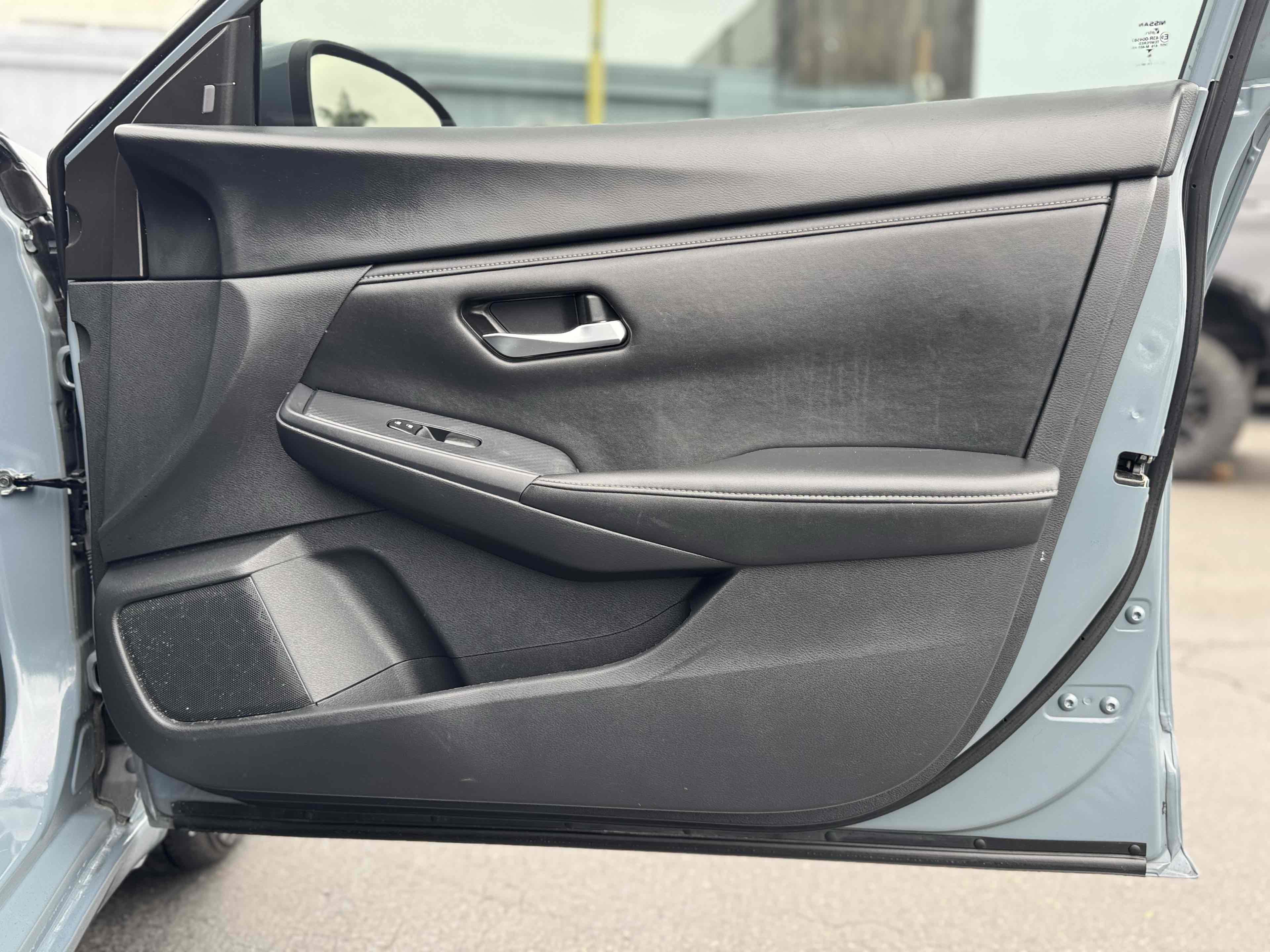 Used 2024 Nissan Sentra SV FWD image 35