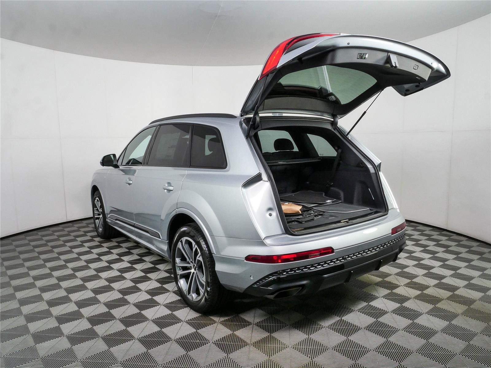 New 2026 Audi Q7 3.0T Premium AWD/4WD image 33