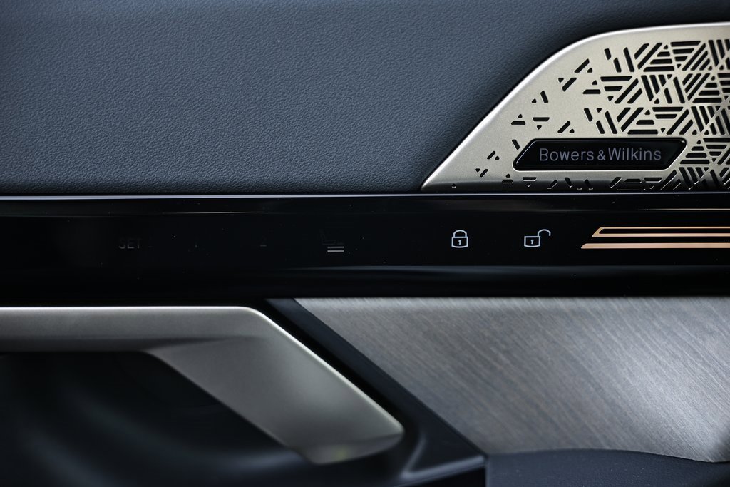 New 2026 BMW 530i w/ Premium Package image 16