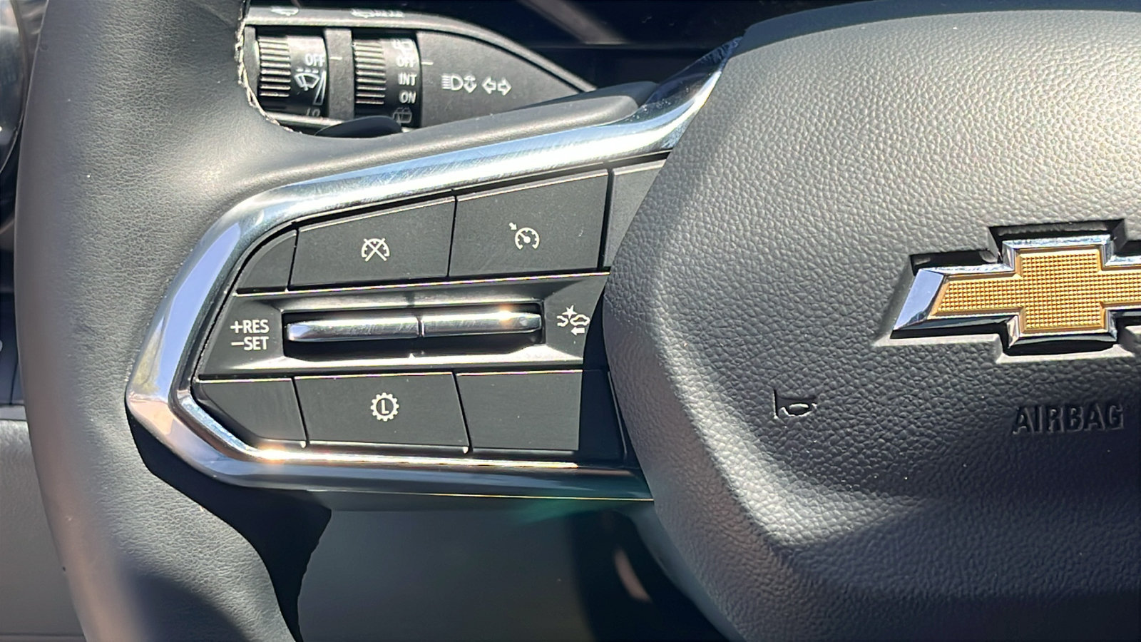 Used 2026 Chevrolet Equinox LT FWD image 16