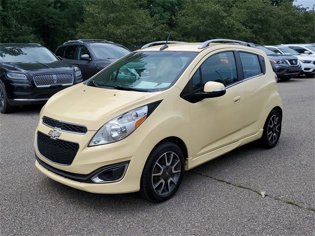 Used 2014 Chevrolet Spark LT image 2