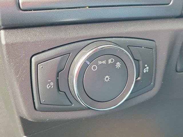 Used 2016 Ford Fusion SE FWD image 21