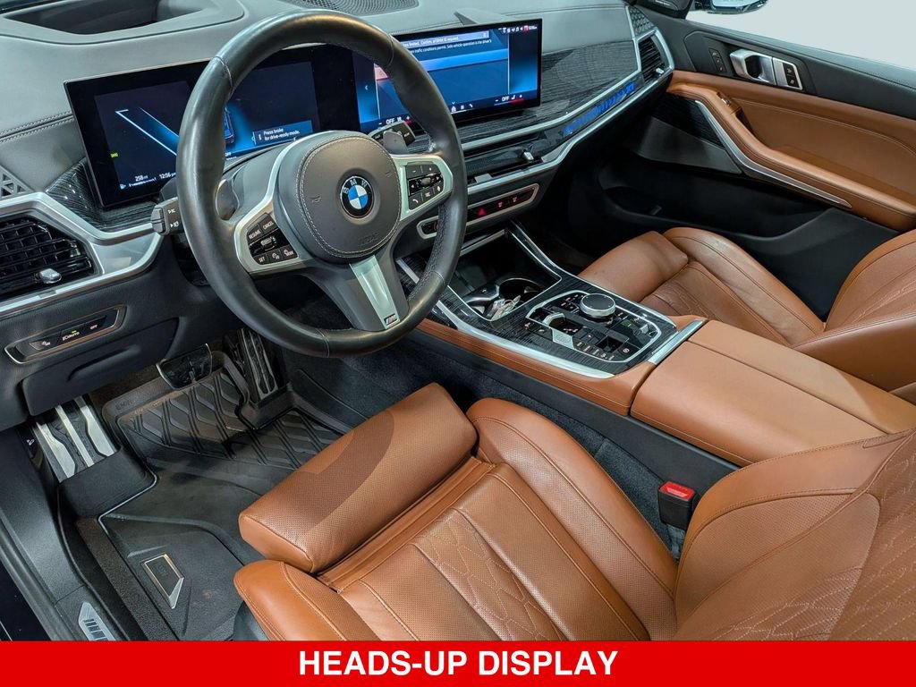 Used 2024 BMW X7 xDrive40i w/ M Sport Package AWD/4WD image 11