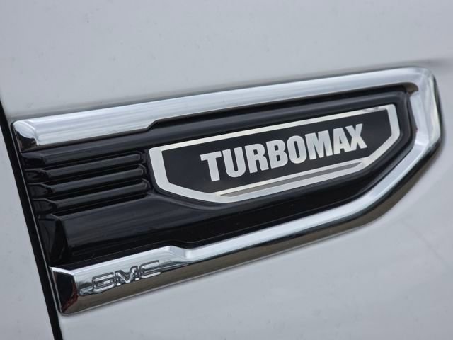 New 2026 GMC Sierra 1500 SLE image 18