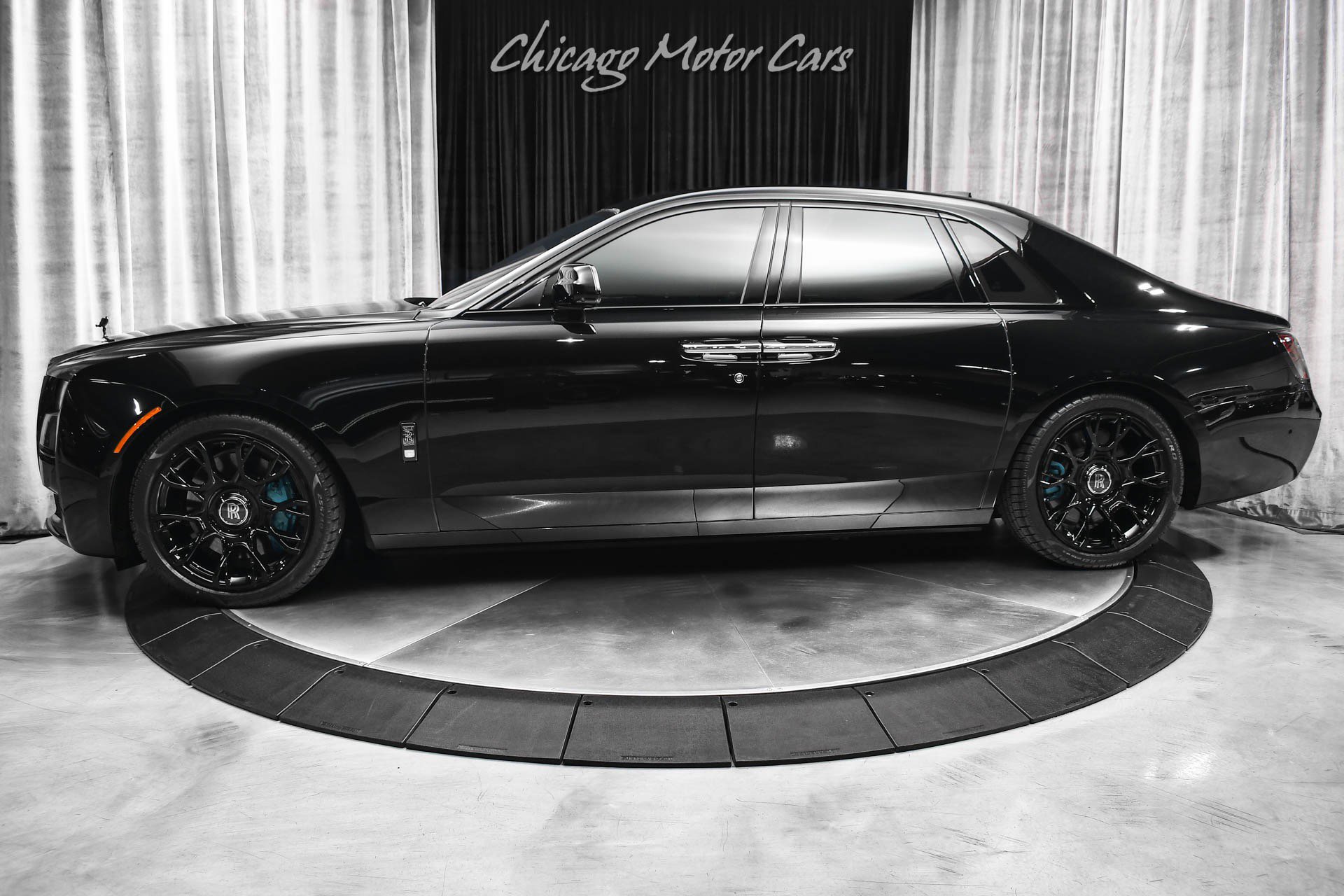 Used 2022 Rolls-Royce Ghost Black Badge image 1