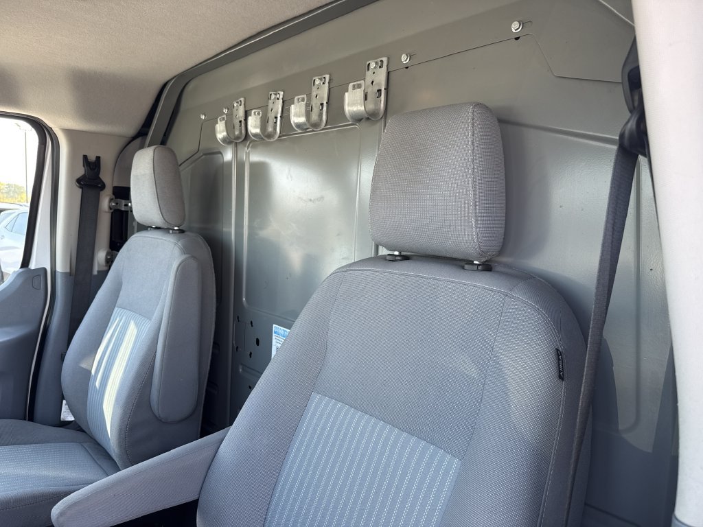 Used 2018 Ford Transit 250 148 Low Roof RWD image 11