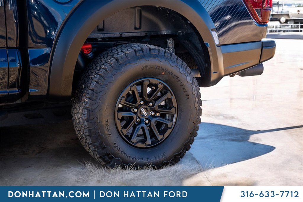 Used 2025 Ford F150 Raptor image 40