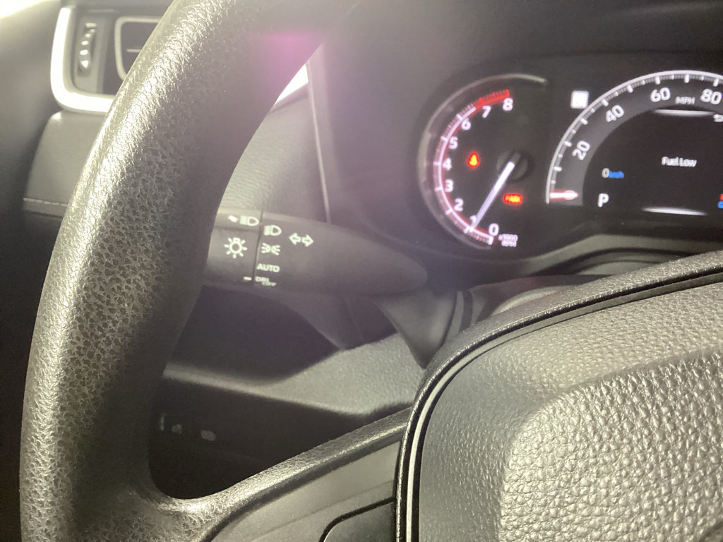 Used 2023 Toyota RAV4 XLE AWD/4WD image 19