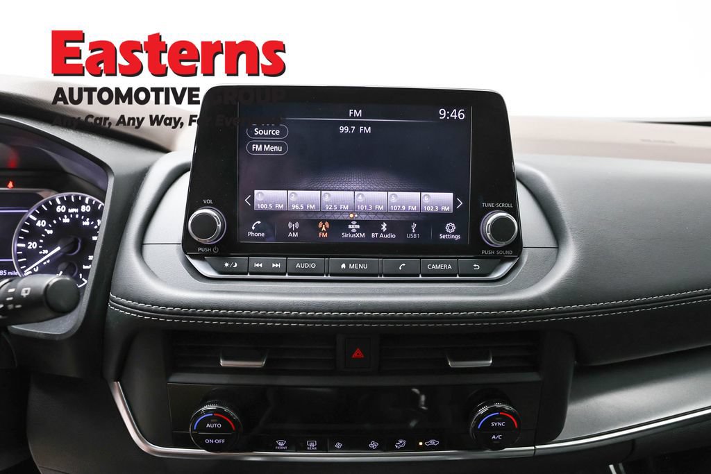Used 2023 Nissan Rogue SV AWD/4WD image 11