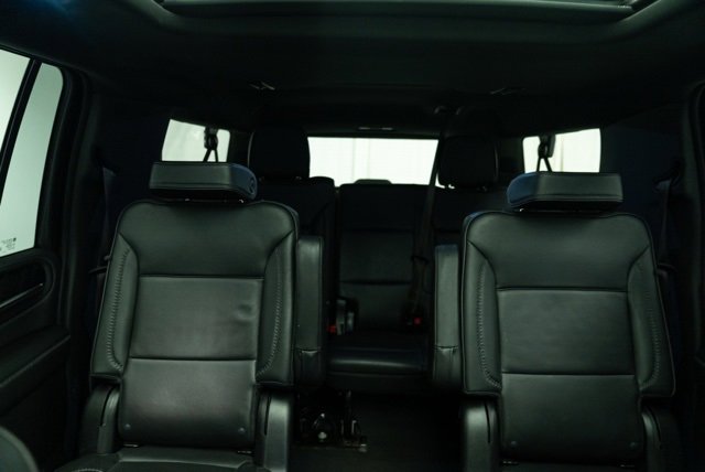 Used 2023 GMC Yukon XL Denali image 16