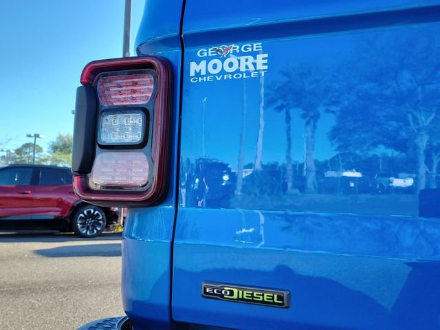 Used 2021 Jeep Gladiator Willys image 11