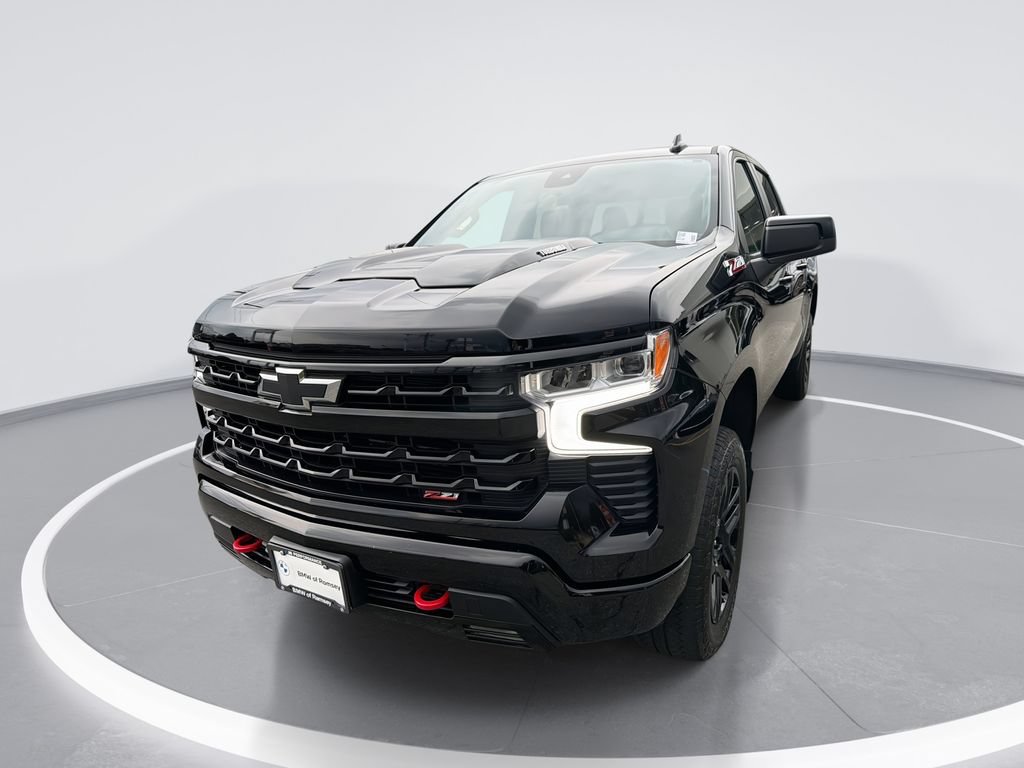 Used 2025 Chevrolet Silverado 1500 LT Trail Boss w/ Protection Package AWD/4WD image 1