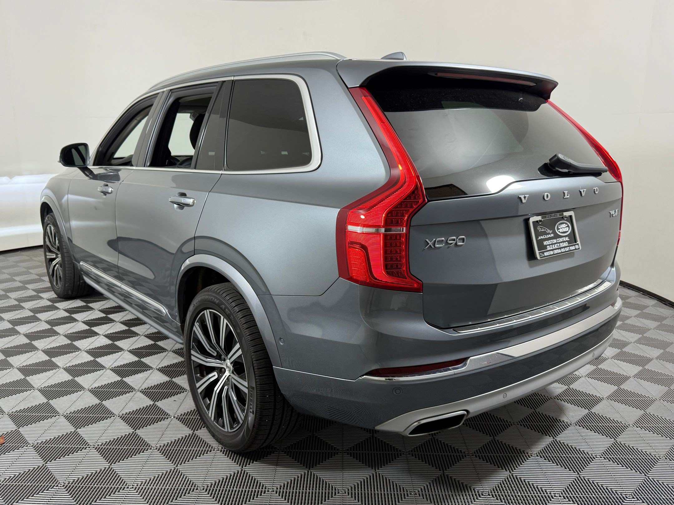 Used 2020 Volvo XC90 T6 Inscription AWD/4WD image 3