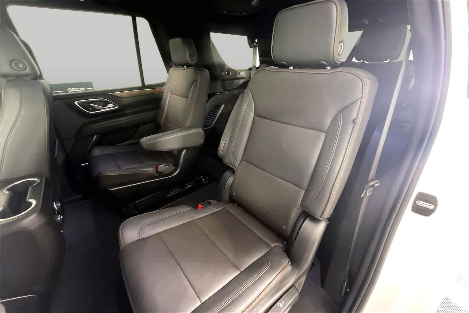 Certified 2023 Chevrolet Tahoe High Country AWD/4WD image 17