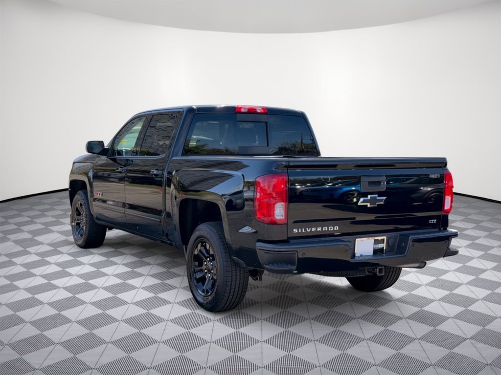 Used 2017 Chevrolet Silverado 1500 LTZ Z71 w/ LTZ Plus Package AWD/4WD image 3