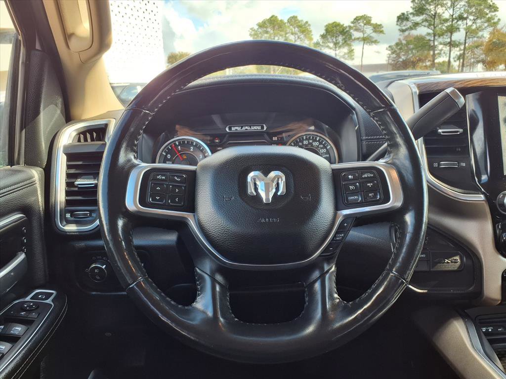 Used 2019 RAM 3500 Laramie image 13