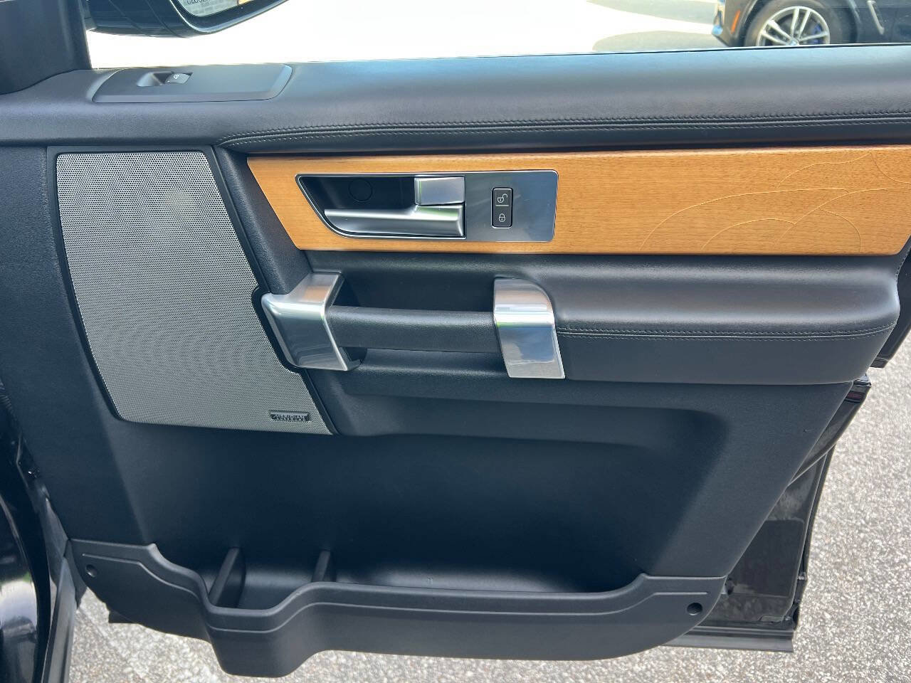 Used 2014 Land Rover LR4 HSE LUX image 22