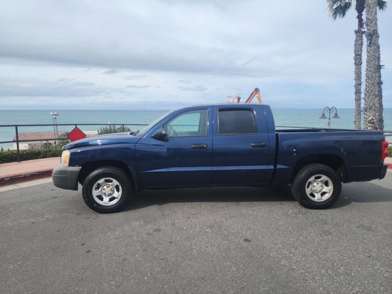 Used 2005 Dodge Dakota ST image 13