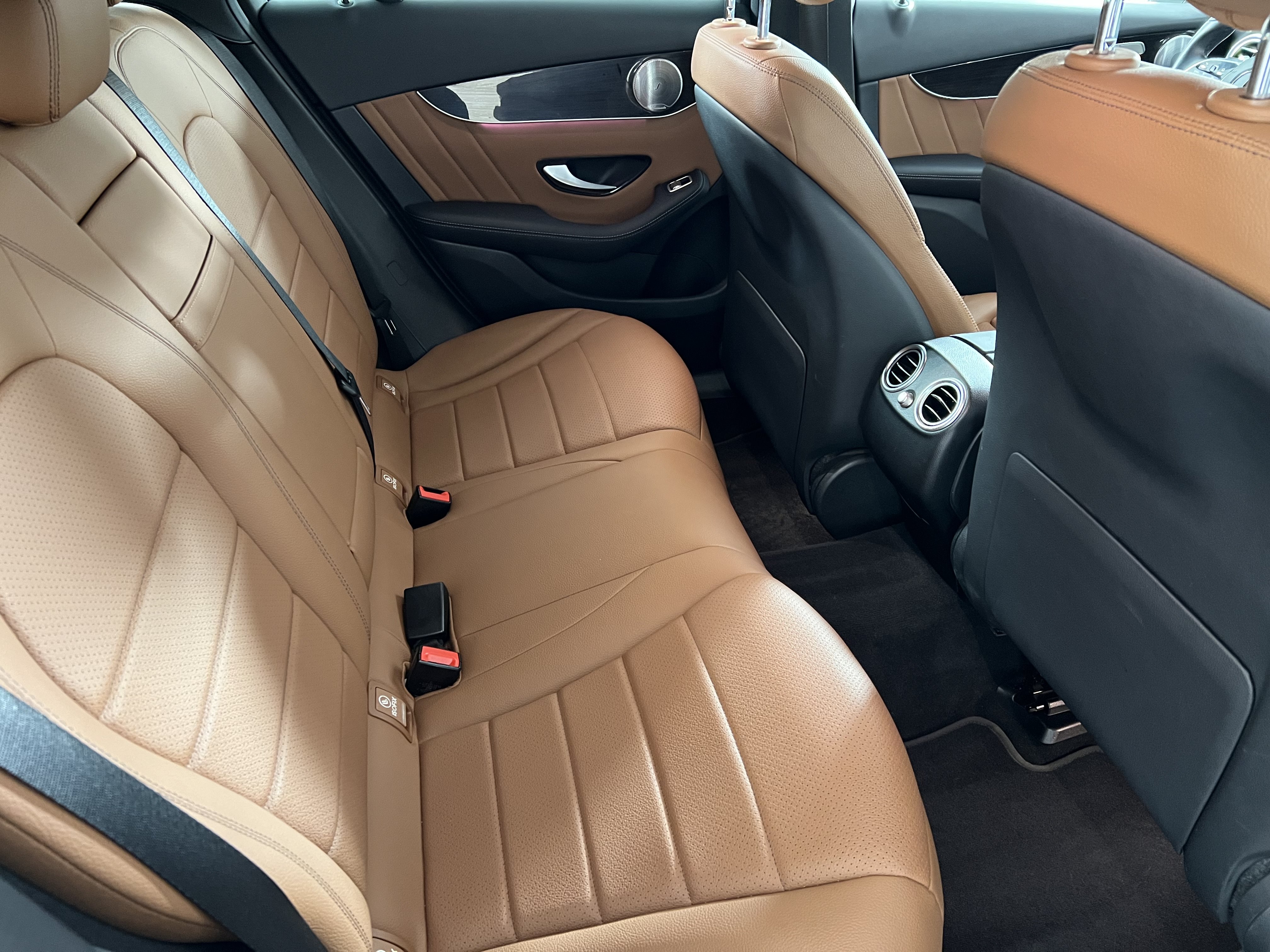 Certified 2020 Mercedes-Benz GLC 300 4MATIC Coupe image 24