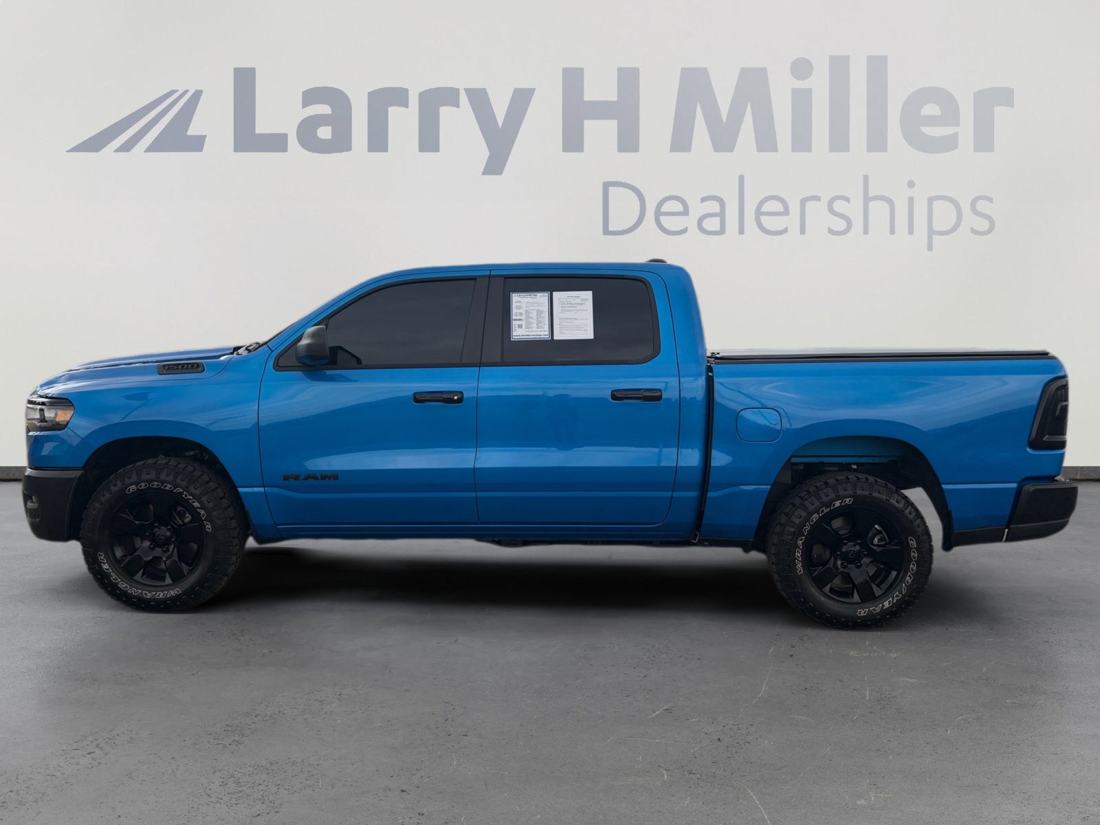 Used 2026 RAM 1500 Classic Warlock AWD/4WD image 3