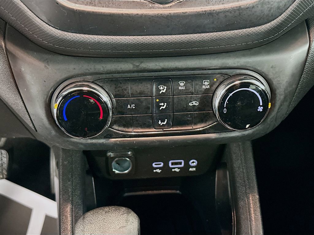 Used 2021 Chevrolet TrailBlazer LS image 15