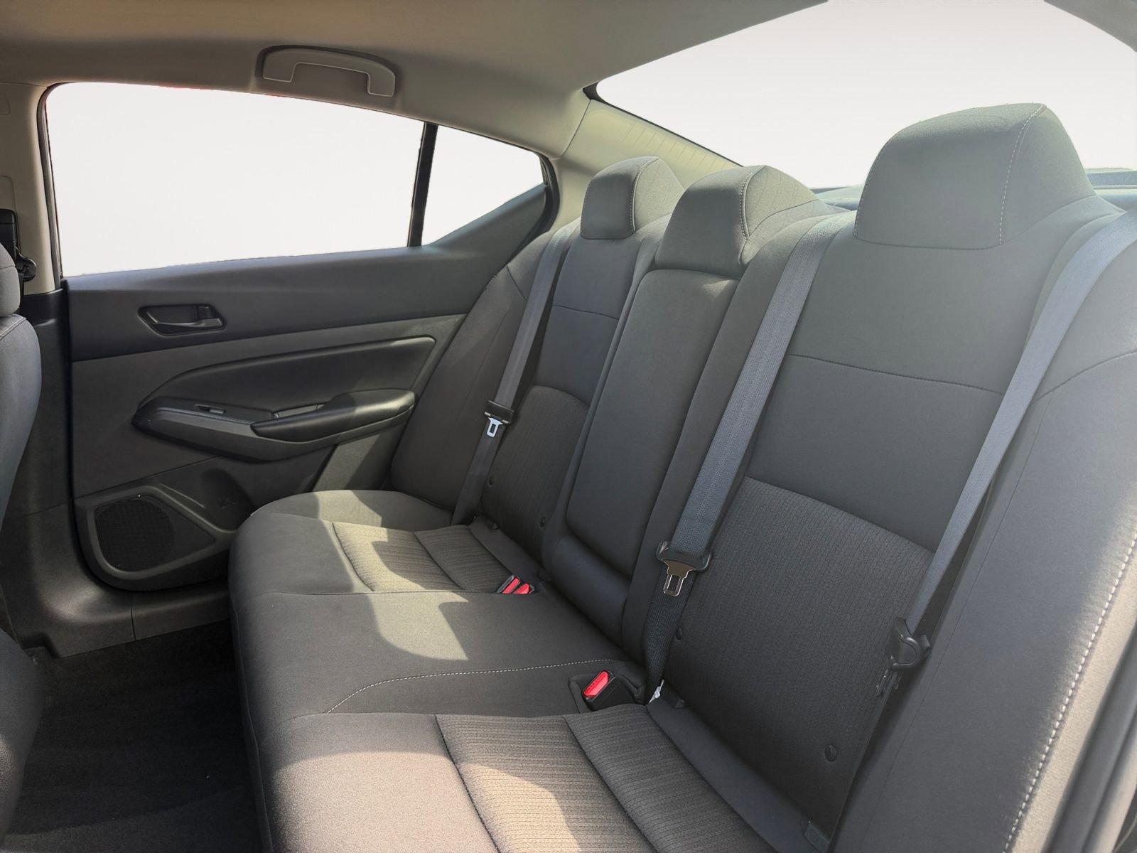 Used 2025 Nissan Altima 2.5 S image 13