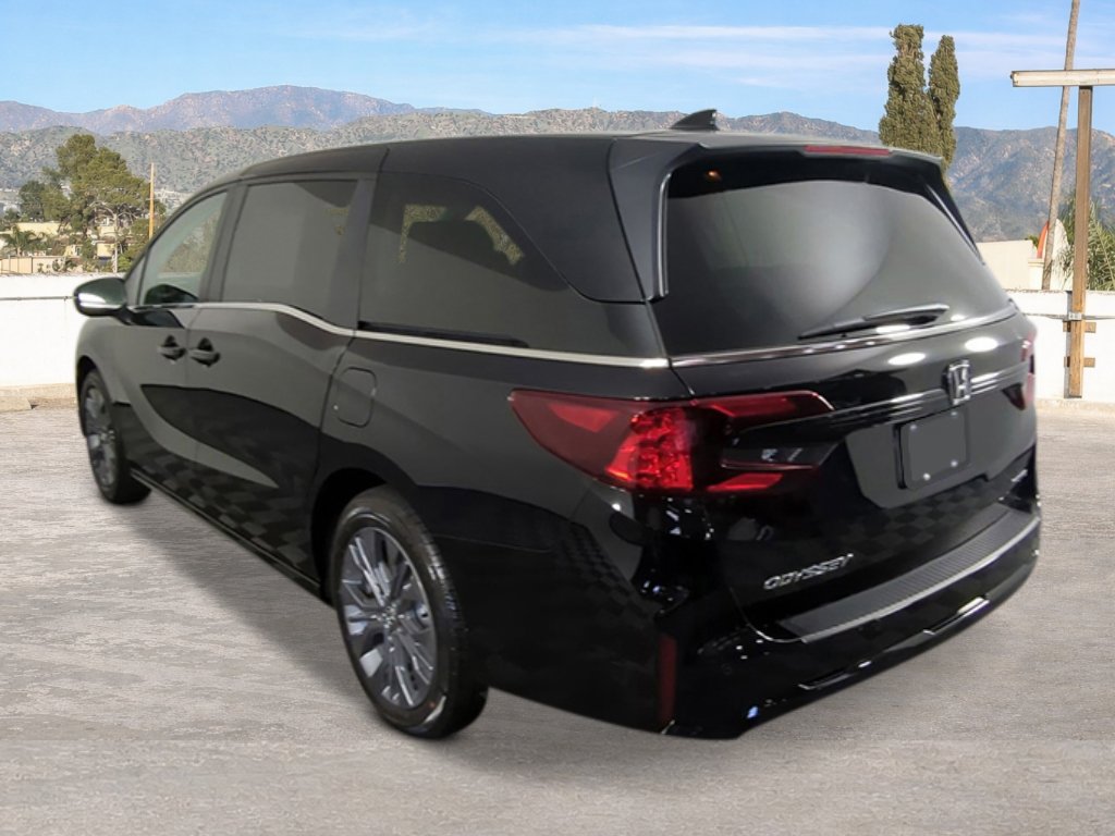 New 2027 Honda Odyssey Touring image 3