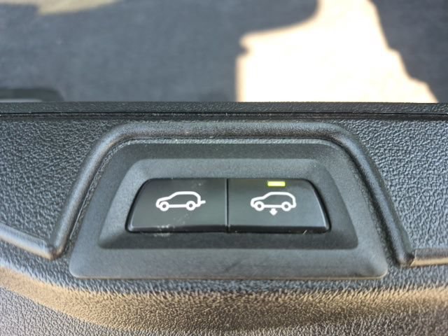 Used 2019 BMW X7 xDrive50i w/ M Sport Package AWD/4WD image 11