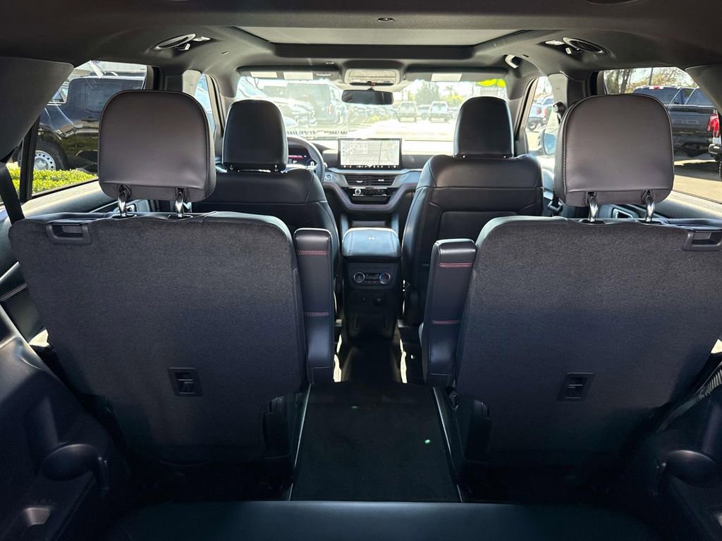 Certified 2026 Ford Explorer ST-Line w/ ST-Line Street Pack image 10