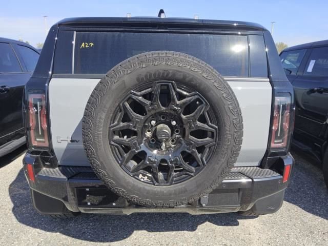 Used 2025 GMC Hummer EV 2X image 8
