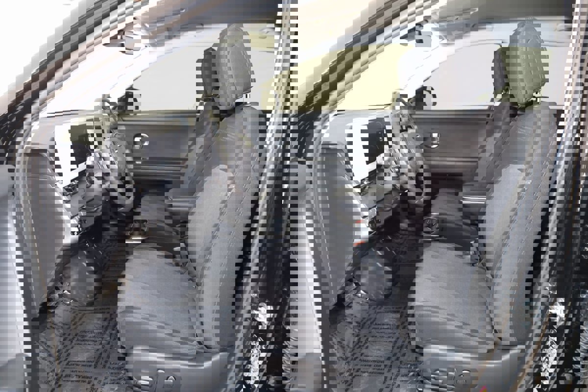 Used 2024 Hyundai Ioniq 5 SEL image 11