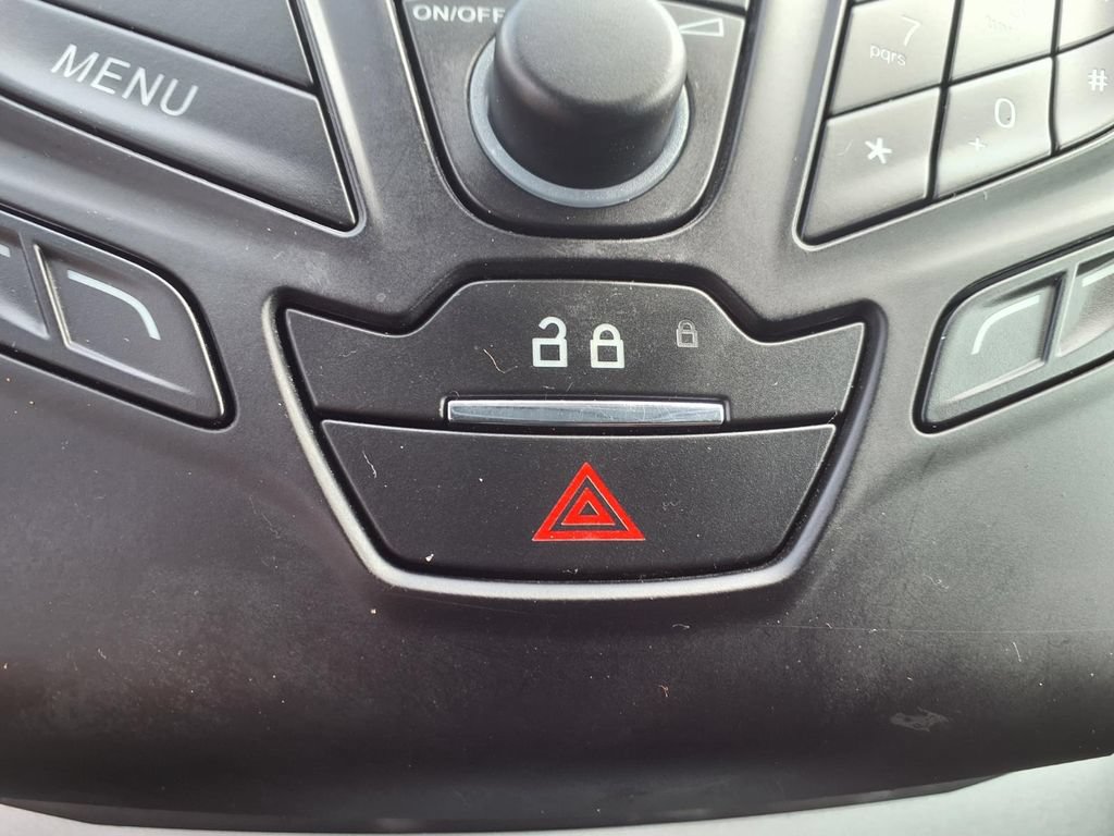 Used 2013 Ford Focus SE FWD image 29