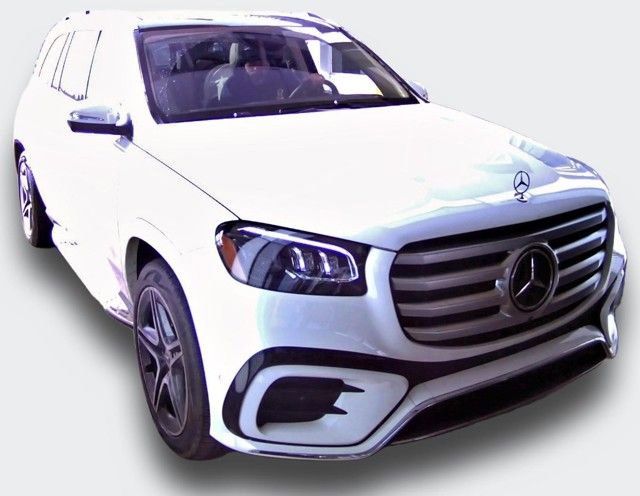 Used 2024 Mercedes-Benz GLS 450 4MATIC image 3