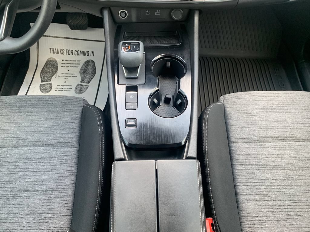Used 2023 Nissan Rogue SV FWD image 17