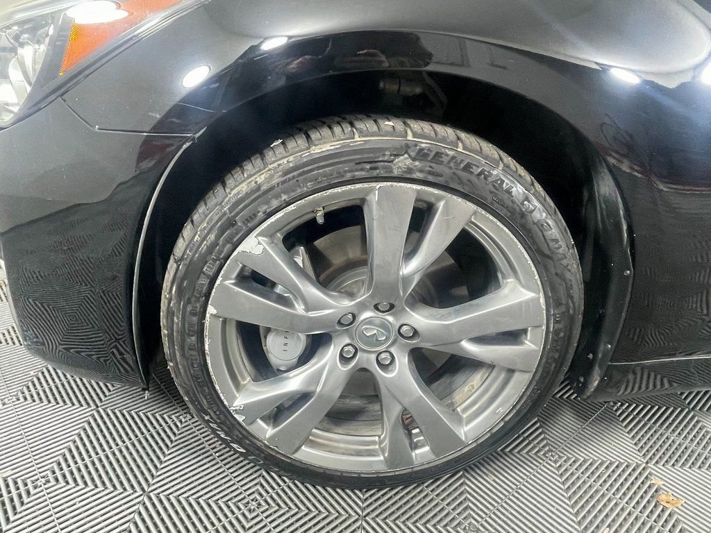 Used 2017 INFINITI Q70 L 3.7 image 12