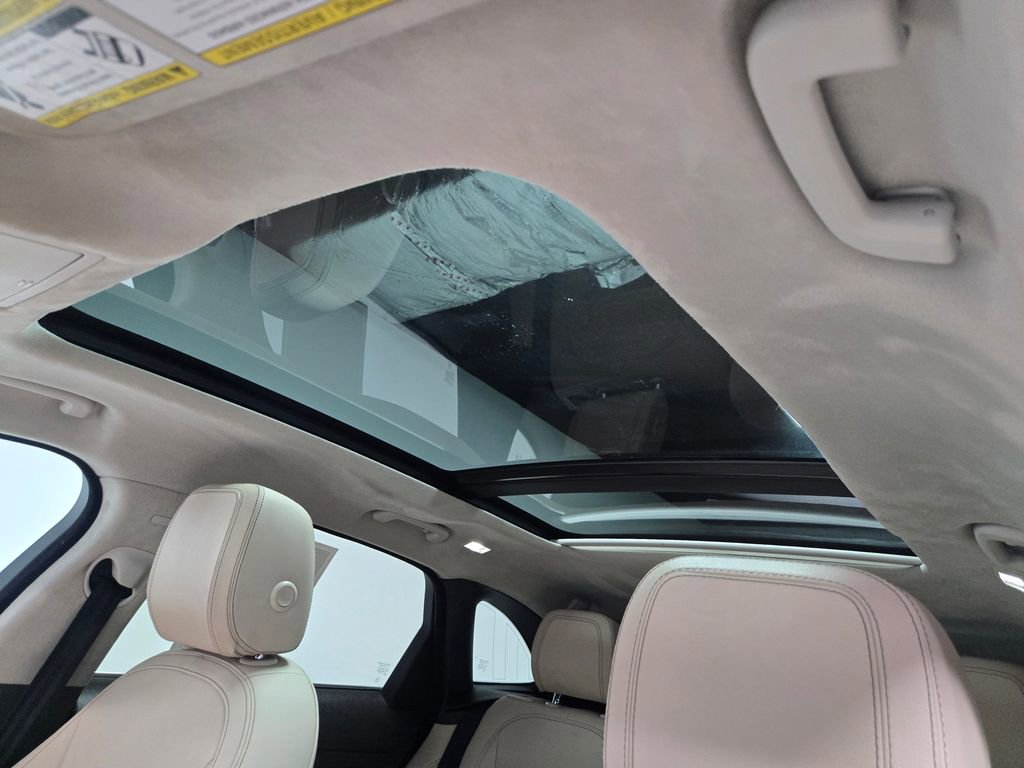 Used 2020 Jaguar F-PACE Prestige AWD/4WD image 9