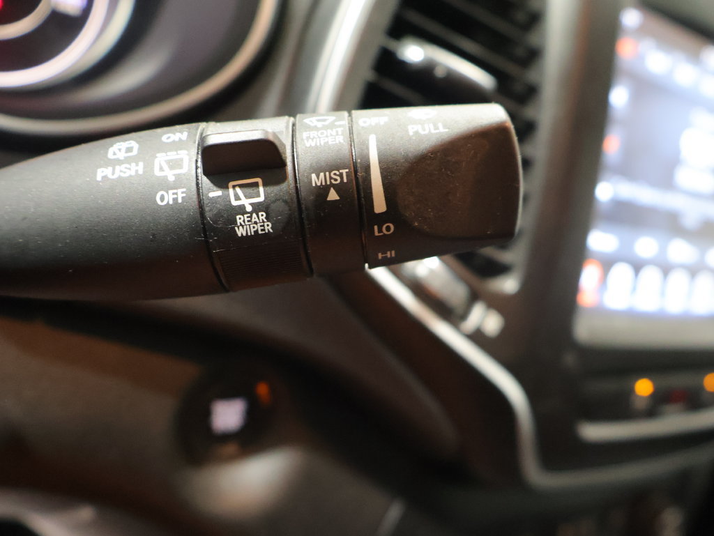 Used 2021 Jeep Cherokee Trailhawk w/ Comfort/Convenience Group AWD/4WD image 35
