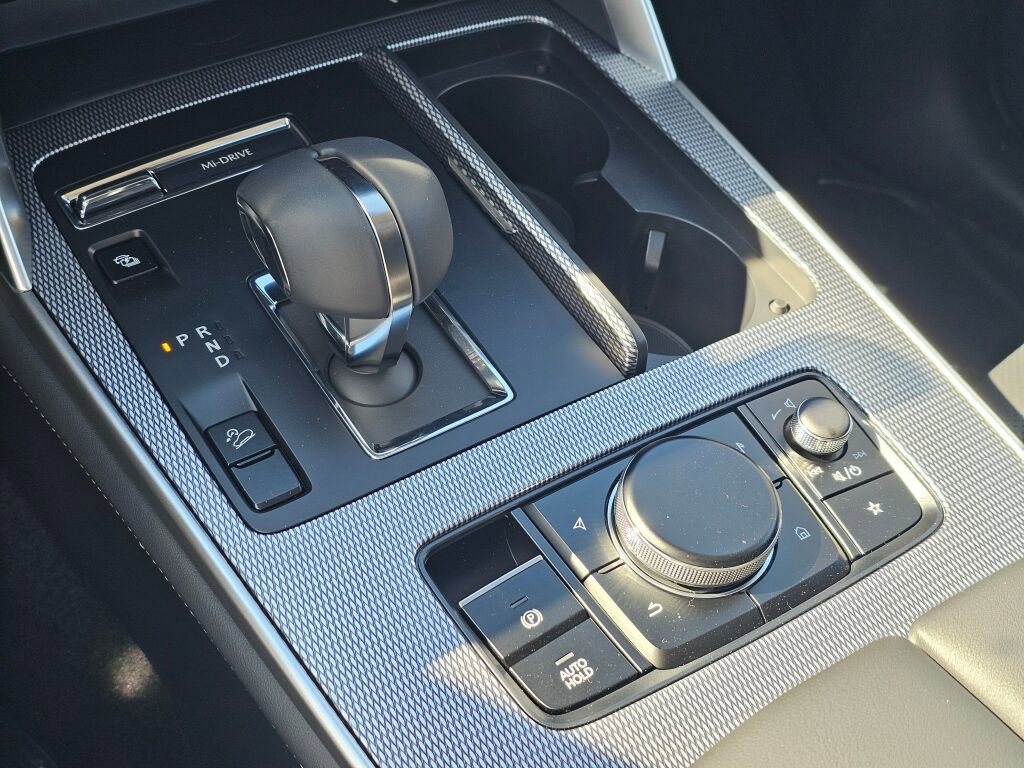 New 2026 MAZDA CX-90 Plug-In Hybrid w/ Preferred image 19