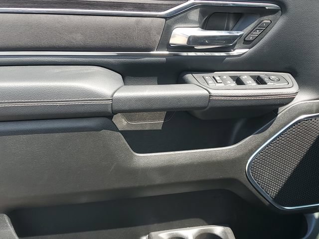 New 2026 RAM 1500 Laramie w/ Sport Appearance Package AWD/4WD image 15