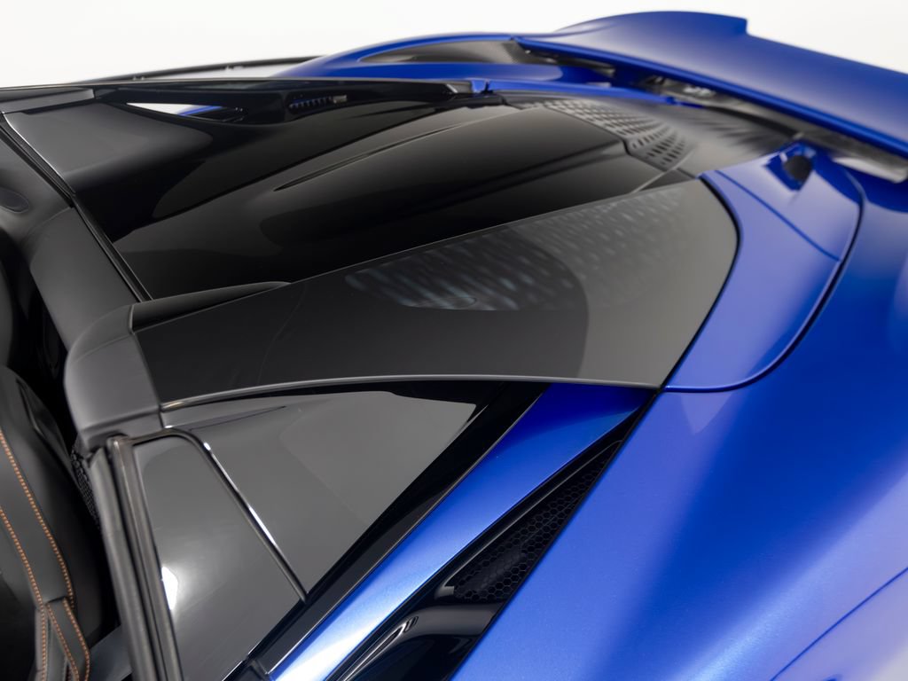 Used 2024 McLaren 750S Spider RWD image 42