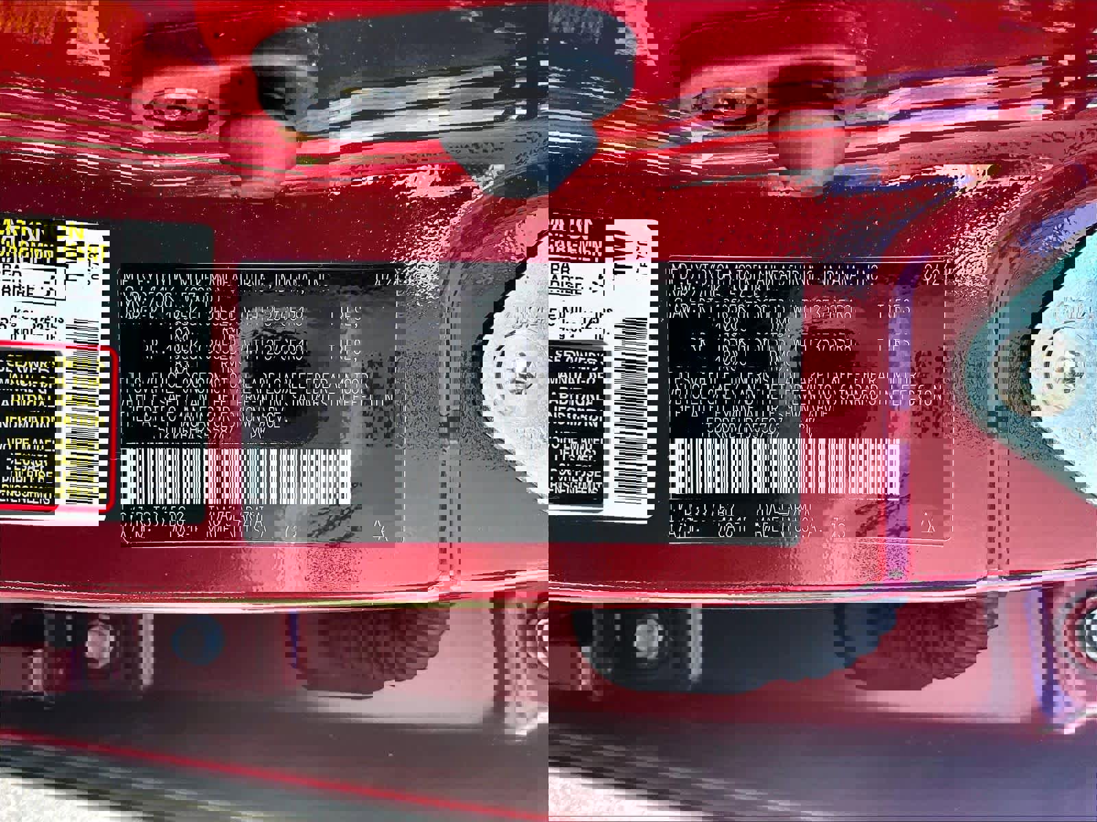 Certified 2024 Toyota Highlander XLE image 6