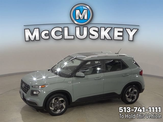 Used 2025 Hyundai Venue SEL FWD image 1