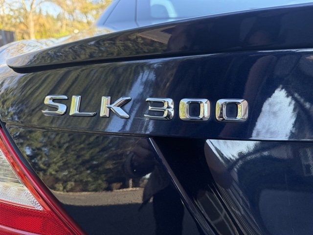 Used 2016 Mercedes-Benz SLK 300 image 30