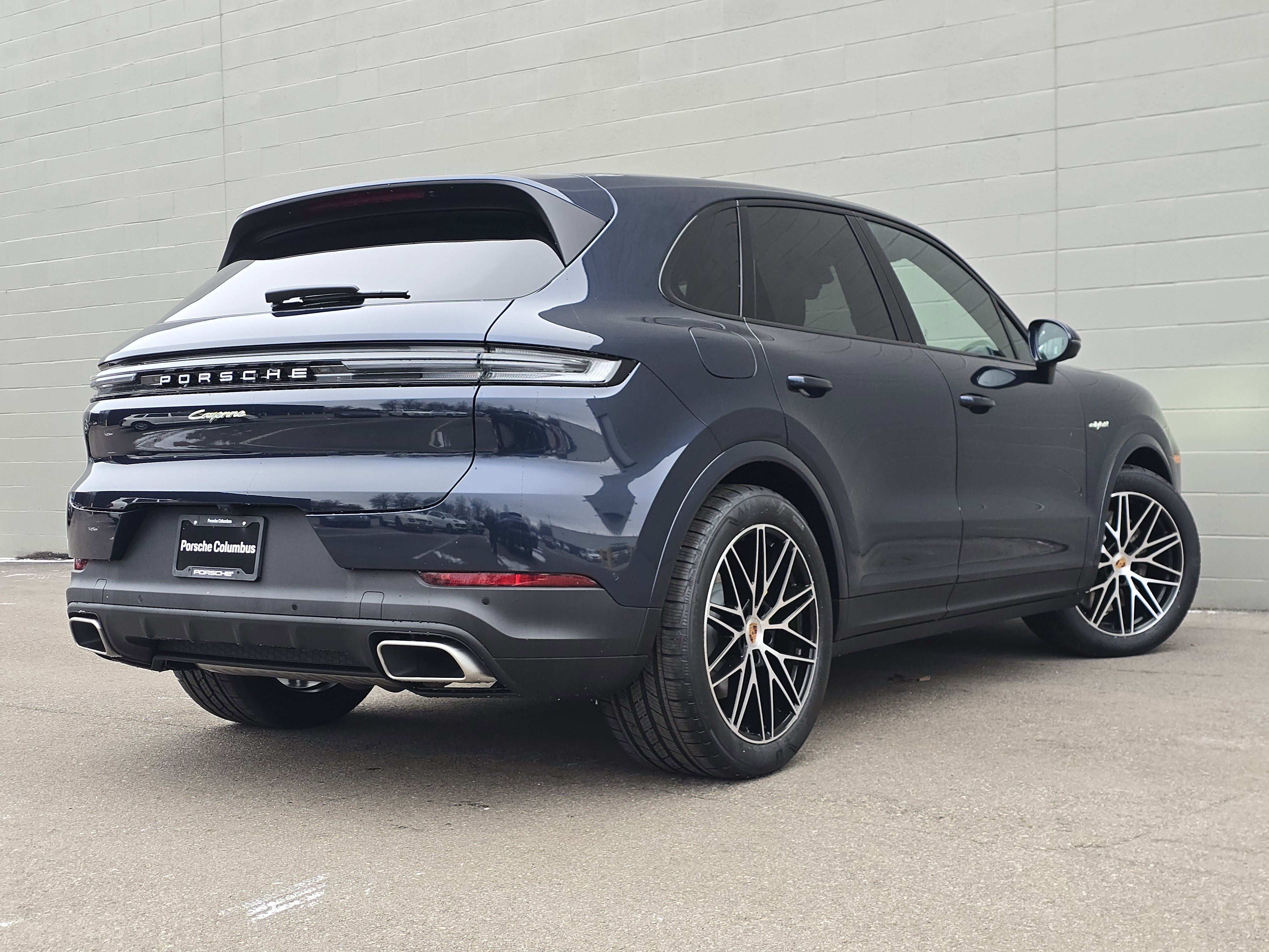 New 2026 Porsche Cayenne E-Hybrid image 9
